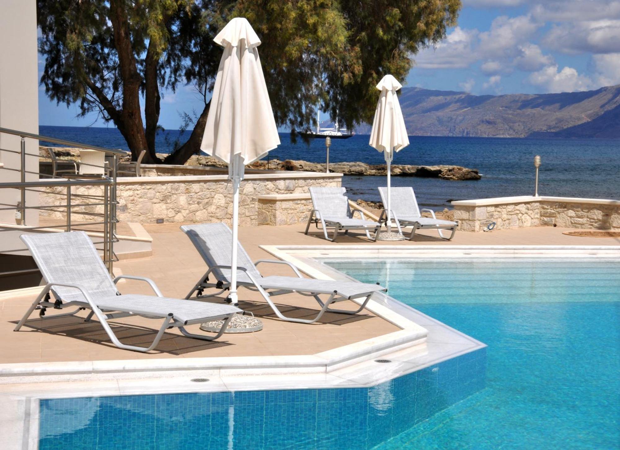 Nautilus Bay Hotel Kissamos Bagian luar foto