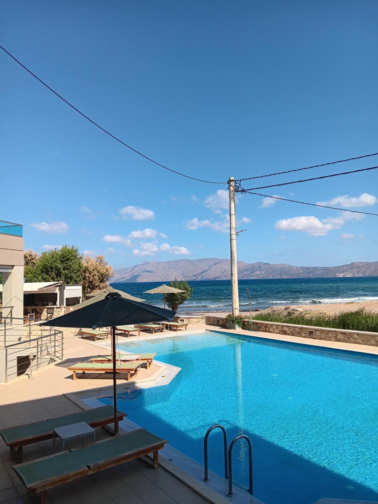 Nautilus Bay Hotel Kissamos Bagian luar foto